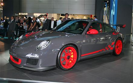 2010-porsche-911-GT3-RS-driver-side-front-three-quarter.jpg